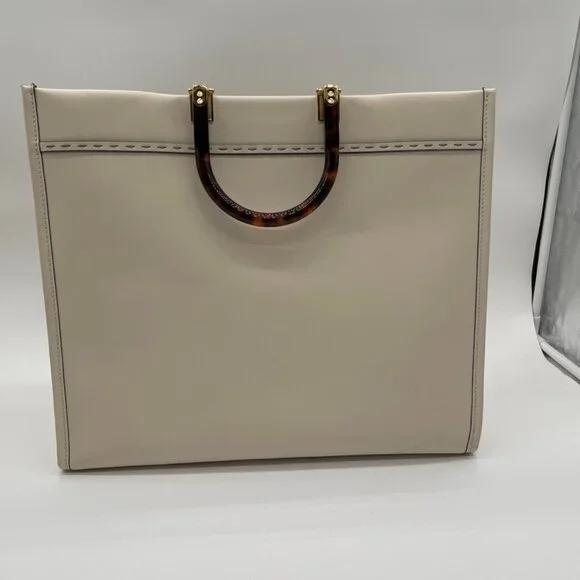 Vitello King Plexiglass Logo Embossed Large Fendi Sunshine Shopper Tote Cream